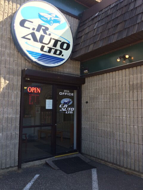 CR Auto Service Image 2